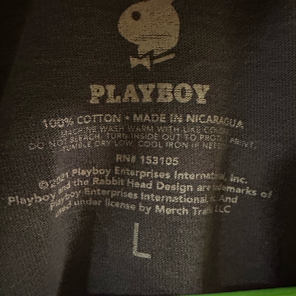 large playboy - Picture 2 of 3
